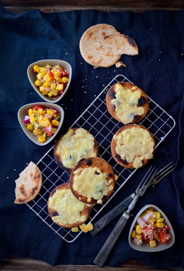 Käse-Cracker mit Maissalsa – Mitternachtssnack für Silvester